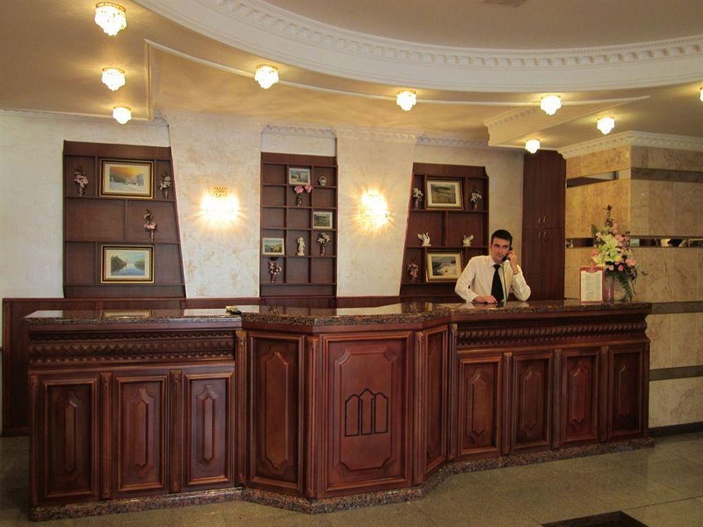 Soborniy Hotel Zaporizhia ภายนอก รูปภาพ