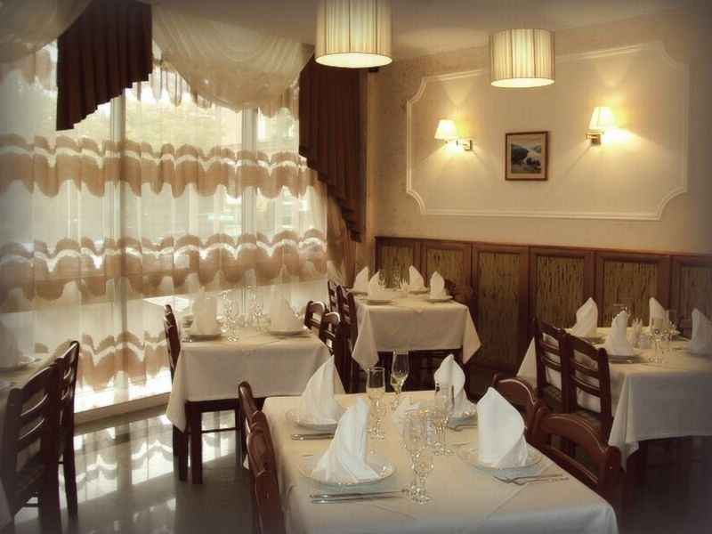 Soborniy Hotel Zaporizhia ภายนอก รูปภาพ