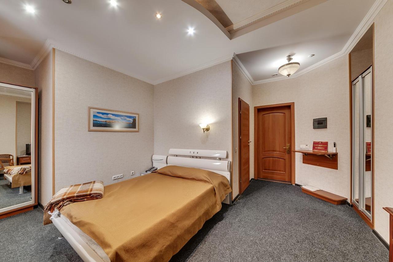 Soborniy Hotel Zaporizhia ภายนอก รูปภาพ